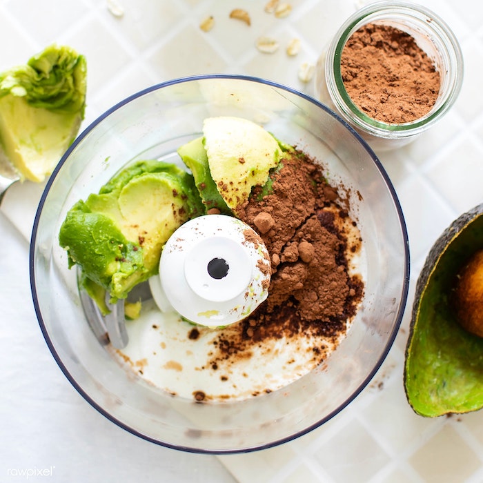 chocolate and avocado pudding, chocolate pudding, avocado pudding, pudding recipe with chocolate, vegan, thrivegan